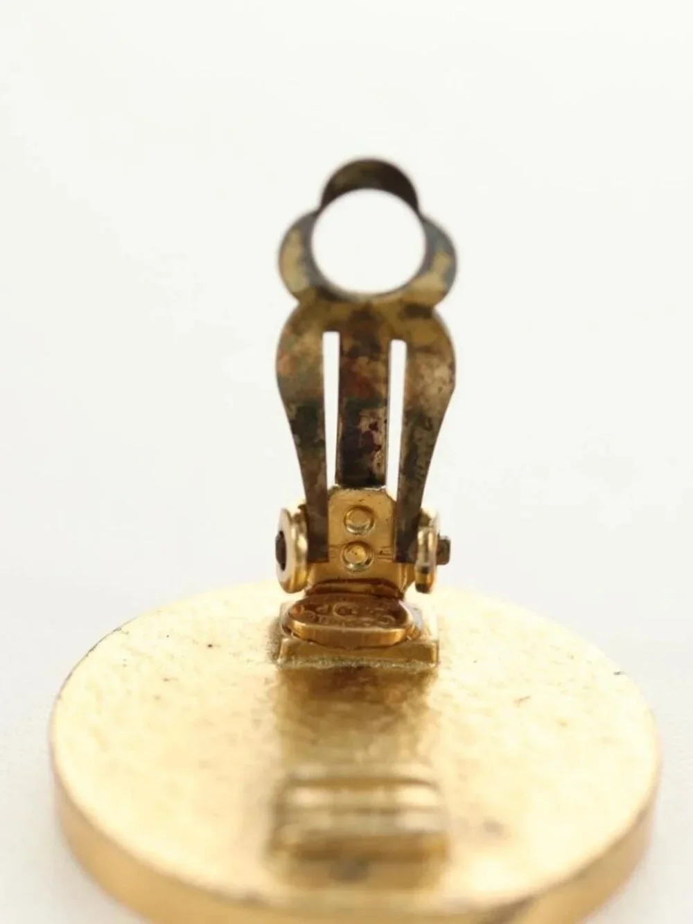 CHANEL Earring metal Gold Tone CC Auth 180939M